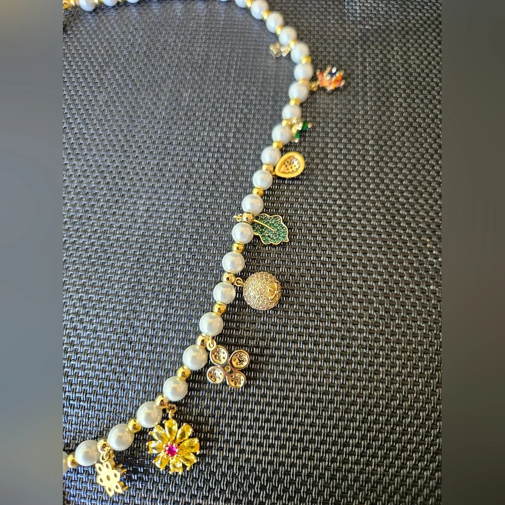 Pearl Charm Necklace. - Picture 5 of 5